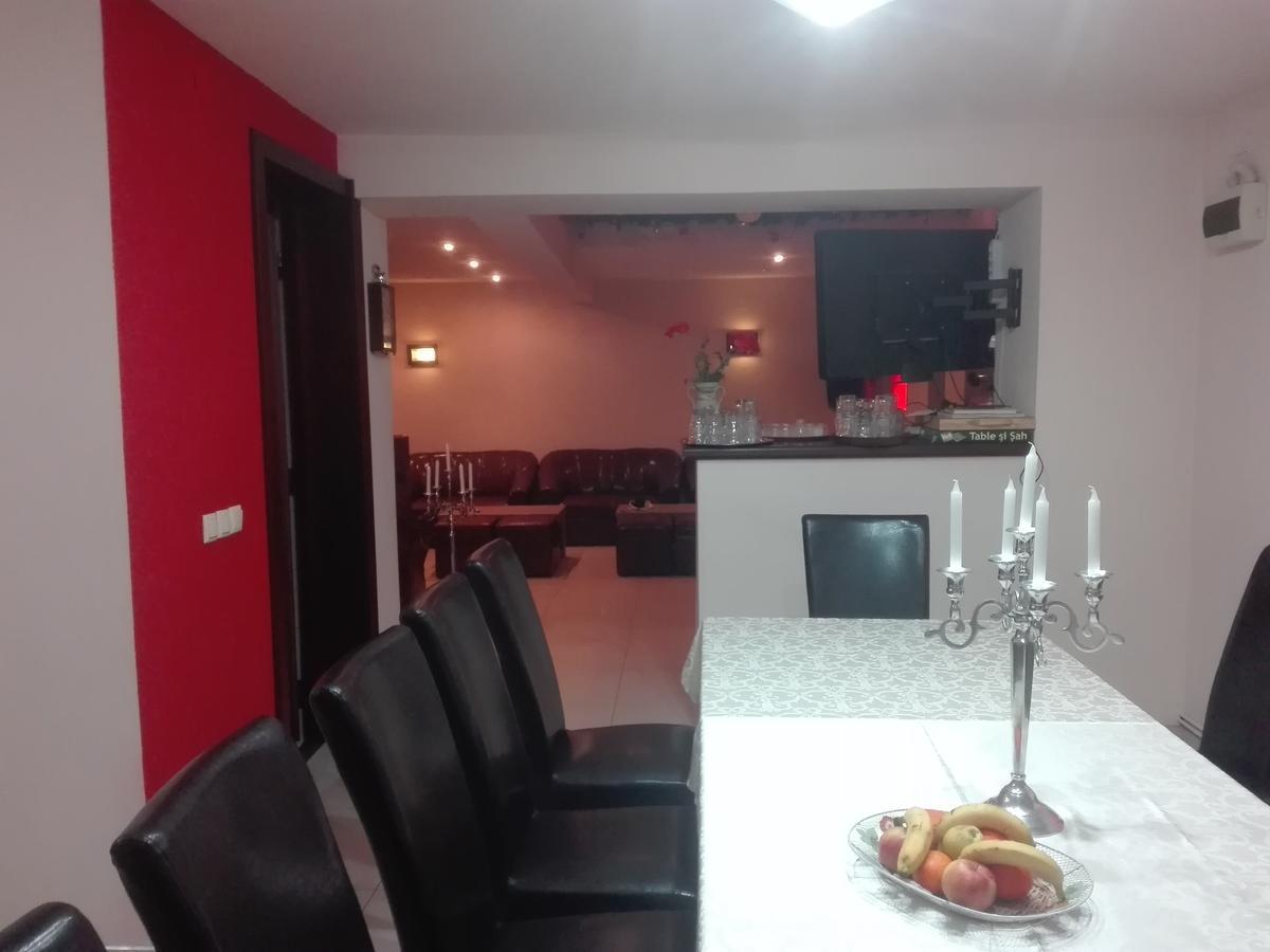Casa De Vacanta Silvia Vărmaga Екстериор снимка