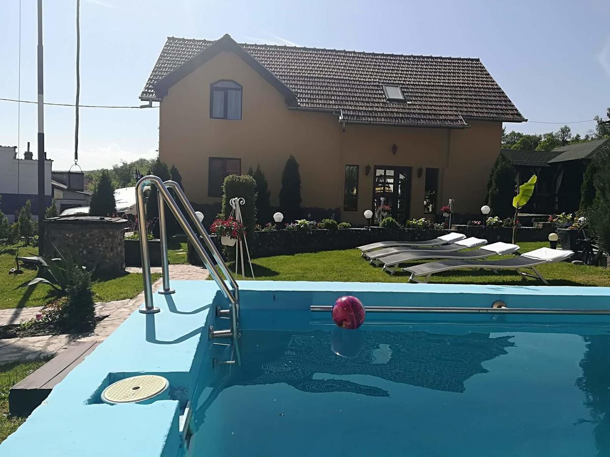 Casa De Vacanta Silvia Vărmaga Екстериор снимка