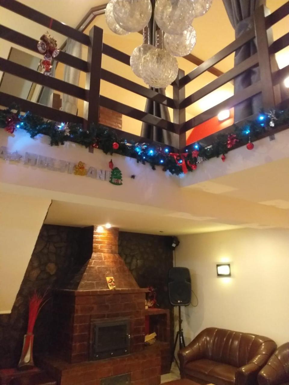 Casa De Vacanta Silvia Vărmaga Екстериор снимка